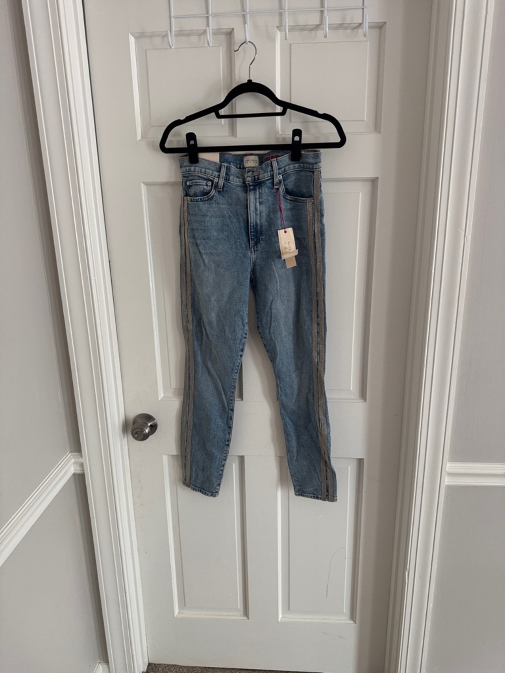 Alice + Olivia Light Blue Denim Jeans with Pink-Red Embroidery
